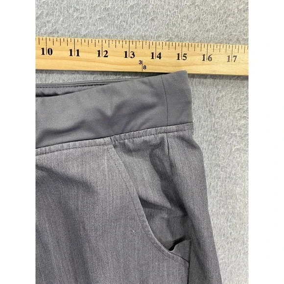 FIGS Zamora Jogger Scrub Pants Womens Medium Petite Gray Nursing Medical - Picture 2 of 9